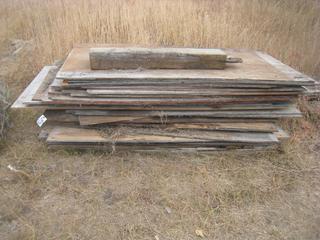 Quantity of Plywood. 4x8 Weathered.