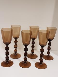 "Kim Seybert" Mouth Blown, Crafted and Finished by Hand Brown Seeded Glass Wine Goblets (6 Piece) (3.5"R x 10.5"H)