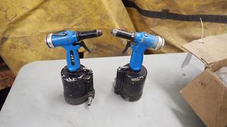 (2) Jet Pneumatic Rivet Guns C/w Qty Of Rivets