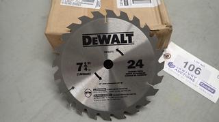 Qty Of Approx. (25) Dewalt DW3577C 7 1/4in Carbide Saw Blades w/ 5/8in Arbor