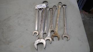 Qty Of Assorted Size Wrenches Includes: 1 5/16in, 1 3/8in, 1 1/2in, 1 1/8in, 1 1/16in, 1in, 1 1/4in And 2in