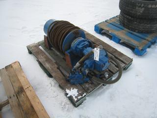 Hydraulic Winch.