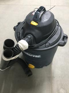 Mastercraft 10 Gallon Wet/Dry Vac.