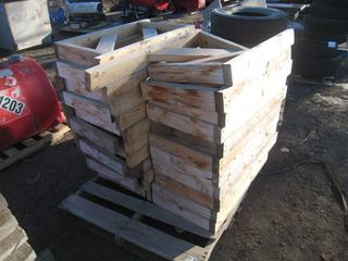 Quantity of Wood L Brackets. 32x18.