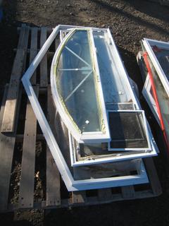 Miscellaneous Window Frames, Glass Panels, Screens. Requires Repairs.
