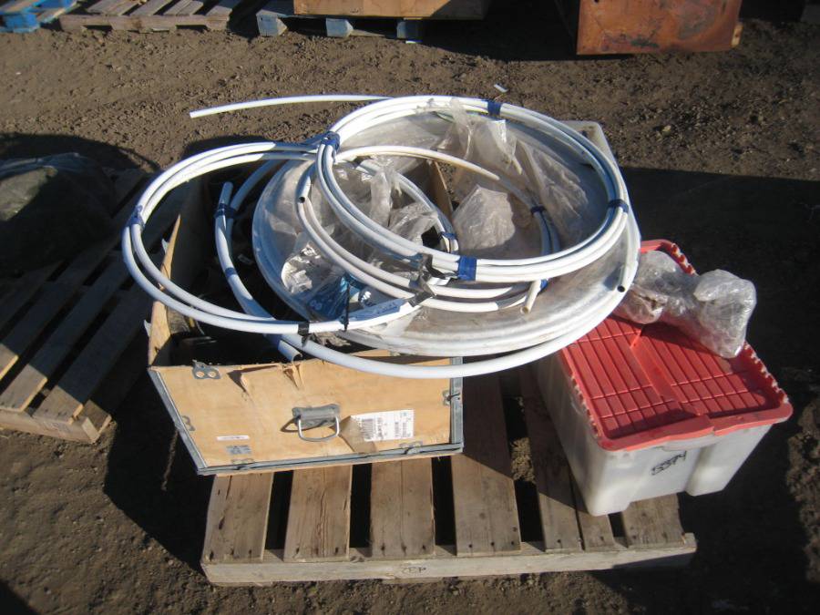 High River, AB – December 16, 2020 - Calgary Regional Auction Centre - Absolute Public Online Auction - Consignment Sale - Day 2 - Office Furniture 