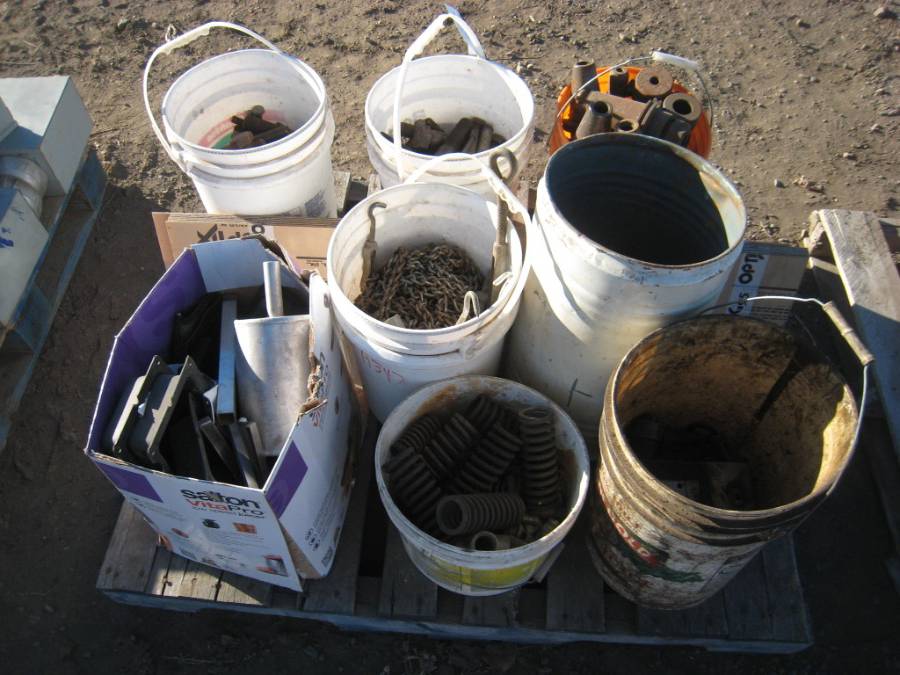 High River, AB – December 16, 2020 - Calgary Regional Auction Centre - Absolute Public Online Auction - Consignment Sale - Day 2 - Office Furniture 