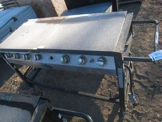 Grill Chef Propane Grill  56x24x36.