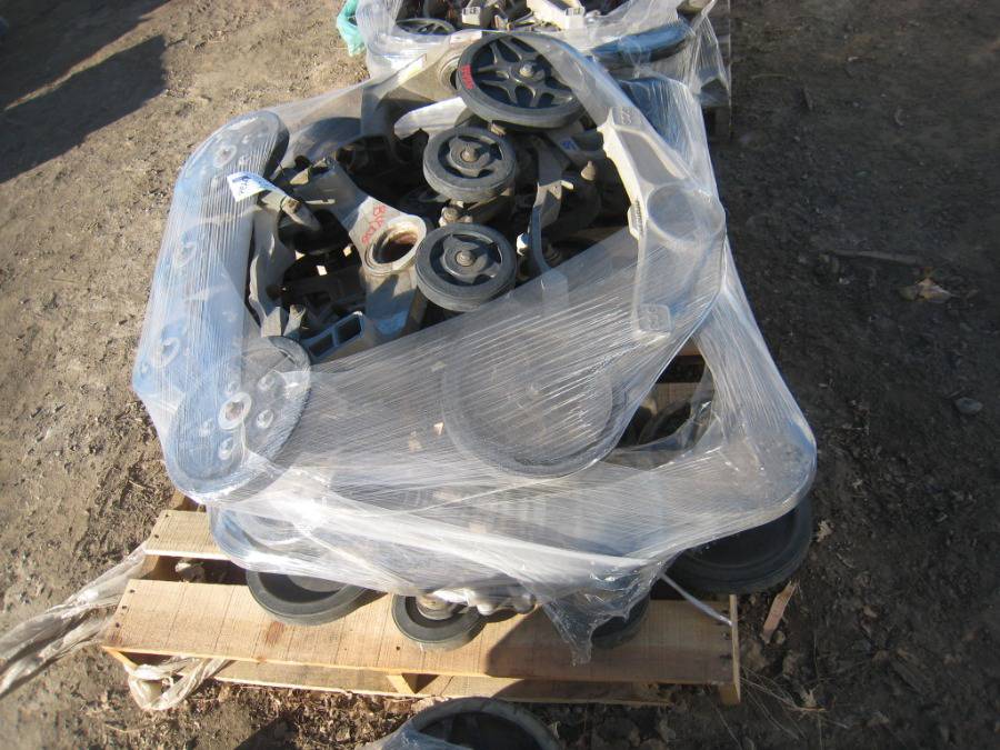 High River, AB – December 16, 2020 - Calgary Regional Auction Centre - Absolute Public Online Auction - Consignment Sale - Day 2 - Office Furniture 