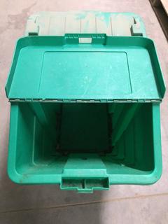 20 Gallon Recycling Bin.