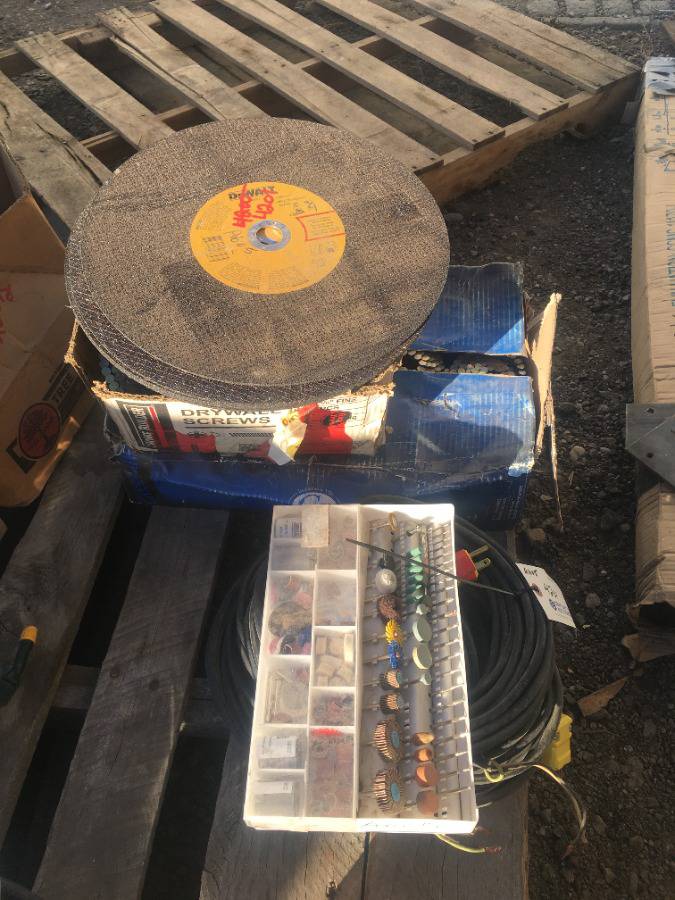 High River, AB – December 16, 2020 - Calgary Regional Auction Centre - Absolute Public Online Auction - Consignment Sale - Day 2 - Office Furniture 