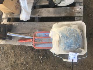 Roof Screws, Shovel Head & Pitch Fork Head.