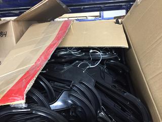 Quantity of Top Hangers.