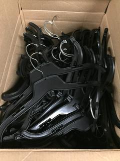 Quantity of Top Hangers.