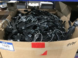 Quantity of Pant Hangers.