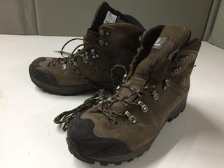 Scarpa Kailash Plus GTX , Size 40-1/2. * Note - Outdoor Sports Store retail return