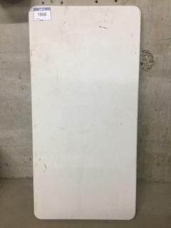 4' Folding Table.