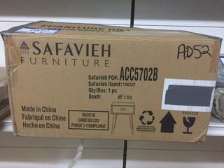 Safavieh 106337 End Table With Drawer.