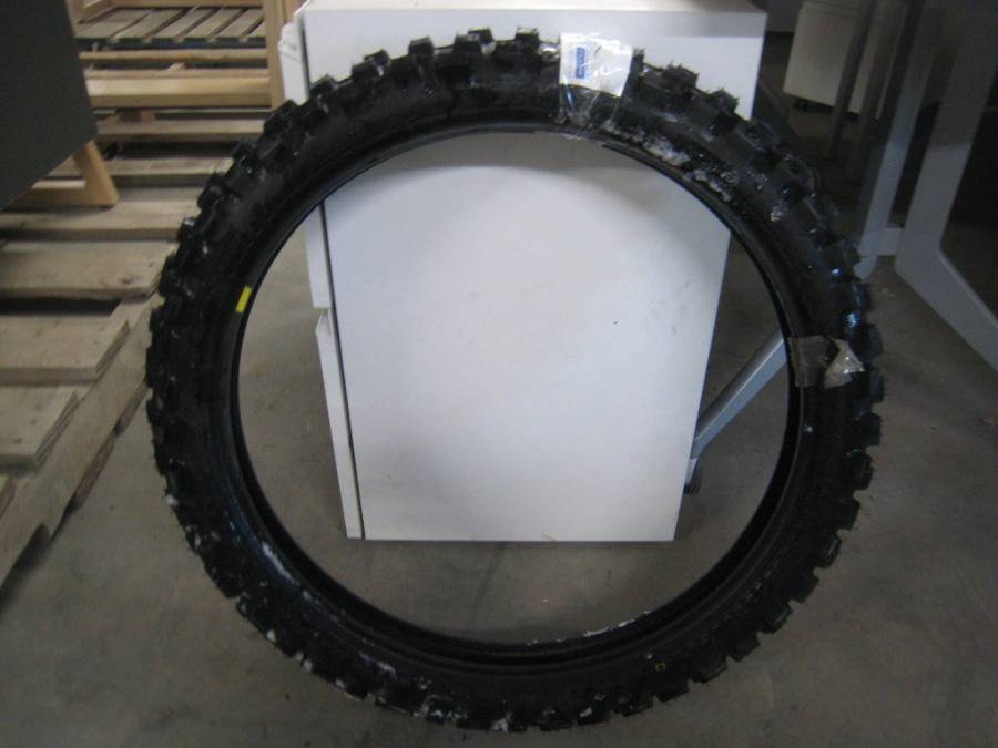 High River, AB – December 16, 2020 - Calgary Regional Auction Centre - Absolute Public Online Auction - Consignment Sale - Day 2 - Office Furniture 