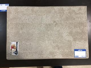 Stainproof Rug, Pale Faces, 17x26".