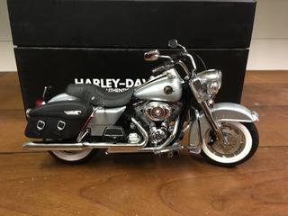 Harley Davidson 1/12 Scale Authentic Metal Die Cast Replica.
