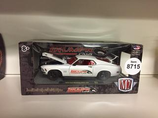 1970 White Ford Mustang Boss 429 1/24 Scale Die Cast.