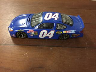 2004 1/24 Scale Die Cast.