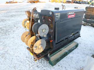 Lincoln Electric DC Generator and Welder, SN C107110127 *Note: No Battery, Running Condition* (Row 1)