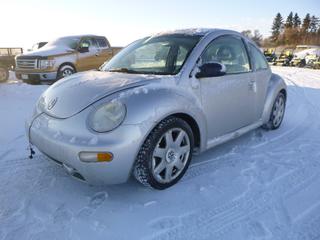 2001 Volkswagen Beetle c/w 1.8L Turbo, 5 Speed, A/C, Leather, Heated Seats, Showing 192,647 kms, 225/45R17 Tires, VIN 3VWDD21C61M461368 *Note: Outside Latch Release Missing*