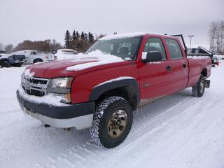 2007 Chevrolet 3500 4X4 Crew Cab c/w 8.1L V8, A/C, Leather, Showing 163,995 Kms, 235/85R16 Tires At 15%, Digi Track II, VIN 1GCHK33G87F128985 *Note: Service Air Bag Message, Oil Change Required Message*