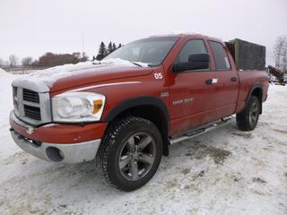 2007 Dodge Ram 1500 SLT 4X4 Crew Cab c/w 5.L Hemi V8, A/T, A/C, Power Sunroof, Showing 283,414 Kms, 275/60R20 Tires, VIN 1D7HU18237S245740
