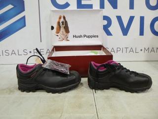 (1) Pair of Hush Puppies Woman's Steel-Toed Shoes, Size 9.5 (E2)