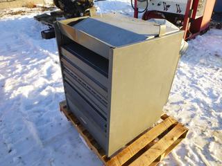 IKCO Unit Heater Model UHA225NS, 115 V, Single Phase, 60 Hz, 5.8 A, SN Q9028058 (Row 2)