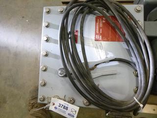 Crouse Hinds EGL Series Ground Indicator for Hazardous Locations, Model M4, (K-1-2)