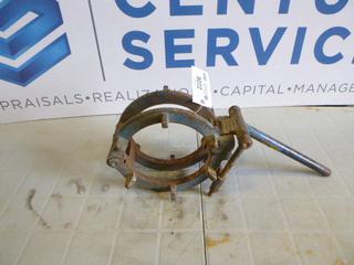 (1) KC Welding 8 In. Pipe Clamp (B1)