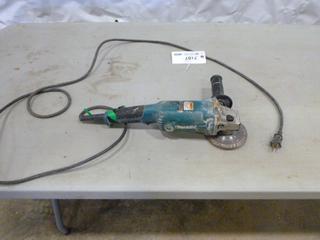 Makita 6 In. Angle Grinder *Note: No Guard* (C2)