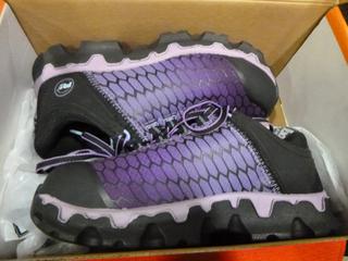Timberland Pro Women's Powertrain Sport Shoes, Alloy Safety Toe, Size 5.5W (C1)
