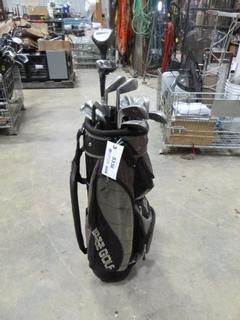(1) Set of Right-Handed Clubs and Golf Bag