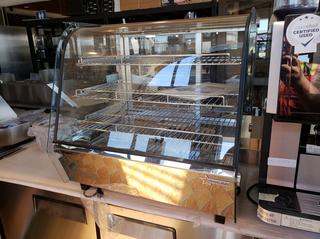 27in Countertop Display Warmer With 120L Capacity *Note: Item Cannot Be Removed Until December 23rd*