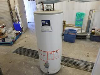 GSW Model 6G6ONA-07 227L Cap.  47,000BTU/HR Automatic Natural Gas Hot Water Heater Tank. SN 50510543229