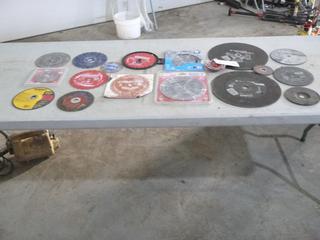Qty Of Assorted Saw Discs And Grinding Discs