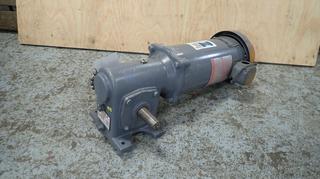 General Electric 1hp 3-Phase Adjustable Speed Motor w/ Morse 20:1 Reduction Gearbox