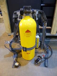 Scott Self Contained Breathing Apparatus w/ Open Circuit, Pressure Demand Entry & Escape And AV-2000 Full Face Piece Assembly *Unused*  *Note: Item Located At 6802 39ST LEDUC, For More Information Call Eugene @780-566-1831*