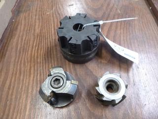 (1) Kennametal 4in X 4in X 3in Face Mill C/w (1) 2in X 3in Milling Cutter Head And (1) 2in X 1 1/2in Threaded Cutter