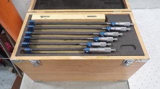 KAR 6in-12in 12-Piece Outside Micrometer Set