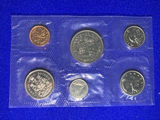 1971 Canada Uncirculated Coin Set.