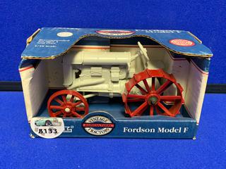 ERTL Fordson Model F Tractor Die Cast Model 1:16 Scale.