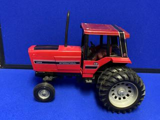 International 5288 Tractor  Die Cast Toy.