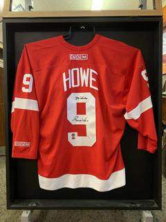 Framed Detroit Red Wings Jersey Signed by Gordie Howe.