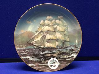 Franklin Porcelain 9" Decorative Plate, The Great Clippers Collection "Challenge".